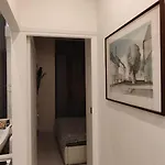 Downtown Apartment *